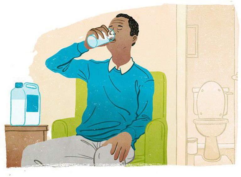 Sau khi uống thuốc xổ để nội soi đại tràng người bệnh không được ăn bất cứ thứ gì, chỉ có thể uống nước